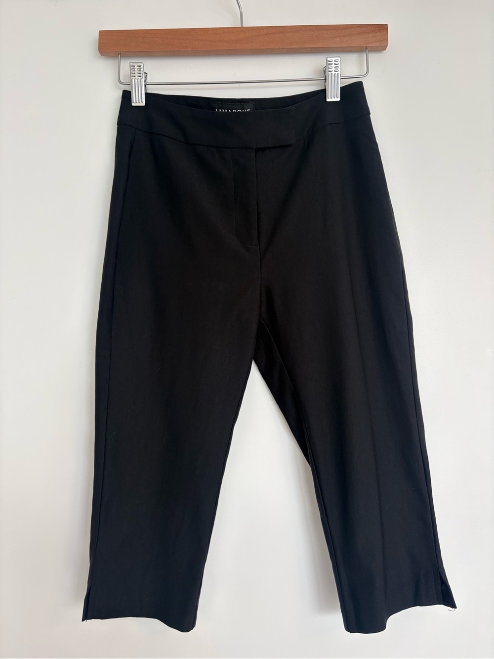 Lamarque Black Cropped Ponte Pants